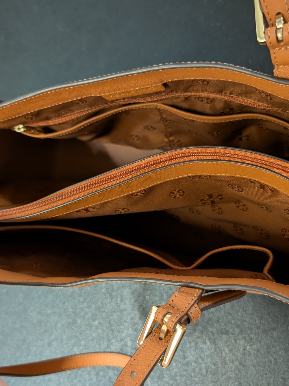 Tory Burch Tan Saffiano Leather Emerson Shoulder Bag Purse - Picture 6 of 12
